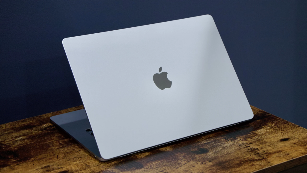 MacBook Air M4 Review